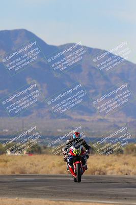 media/Dec-17-2023-CVMA (Sun) [[bf0c04832d]]/Race 2 Amateur Supersport Open/